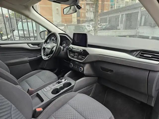 Ford Kuga view 11