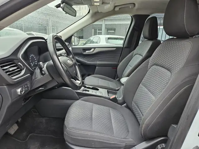 Ford Kuga view 8