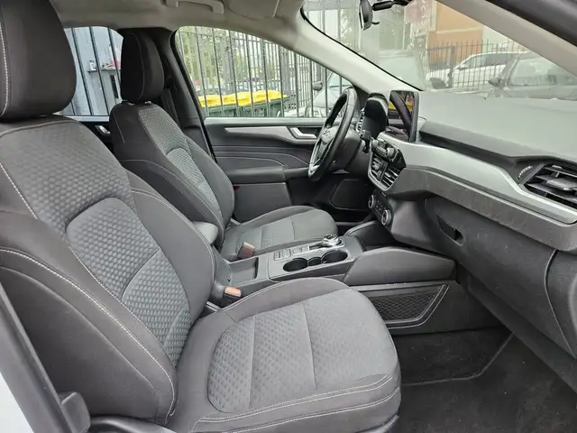 Ford Kuga view 12