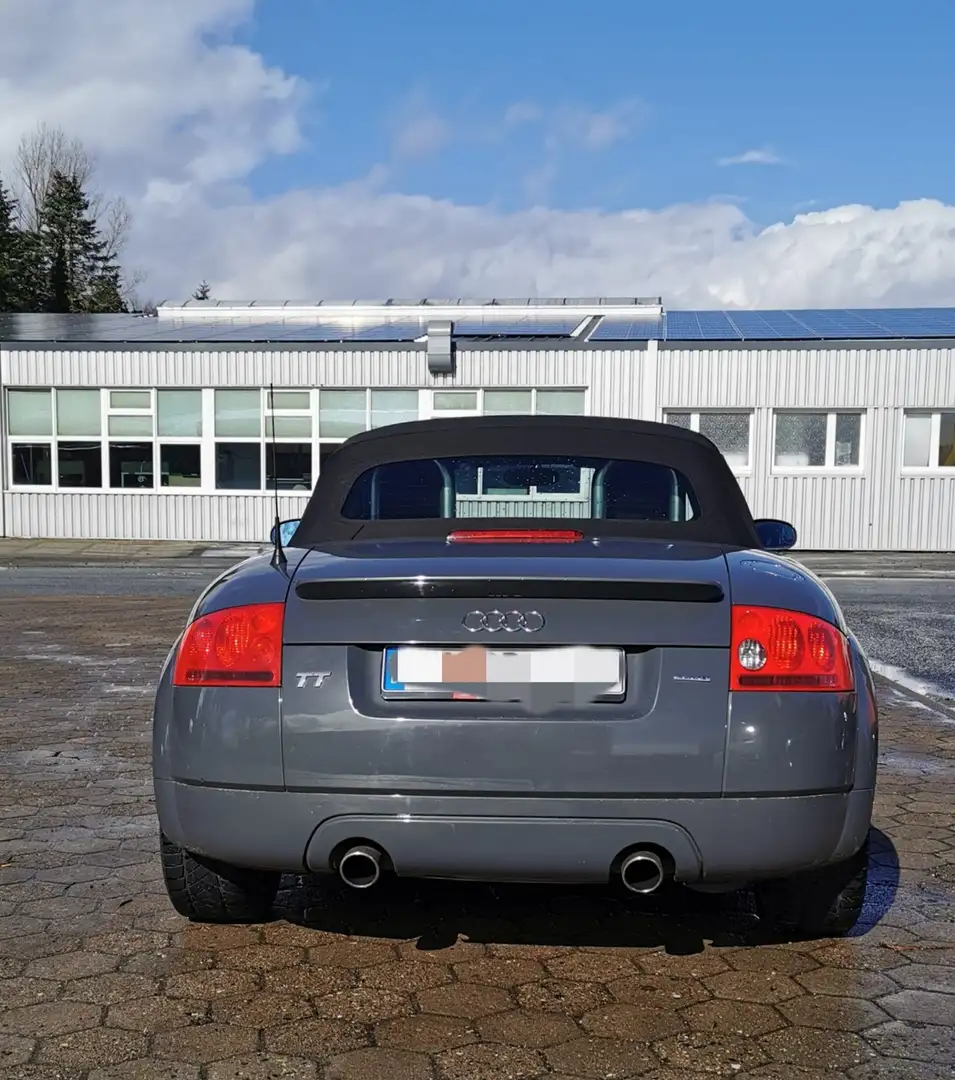 Audi TT Roadster 1.8 T quattro Grau - 2