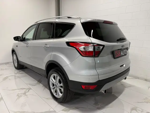 Ford Kuga view 4