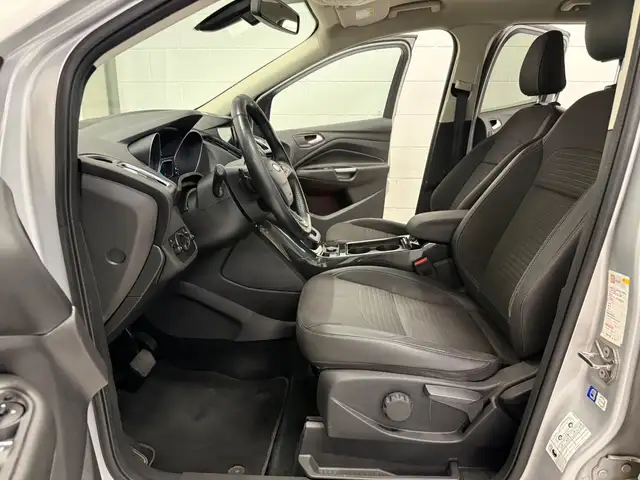 Ford Kuga view 6