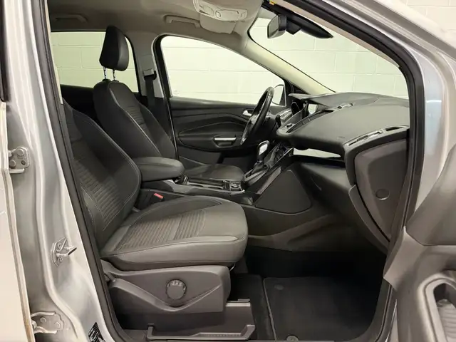 Ford Kuga view 12