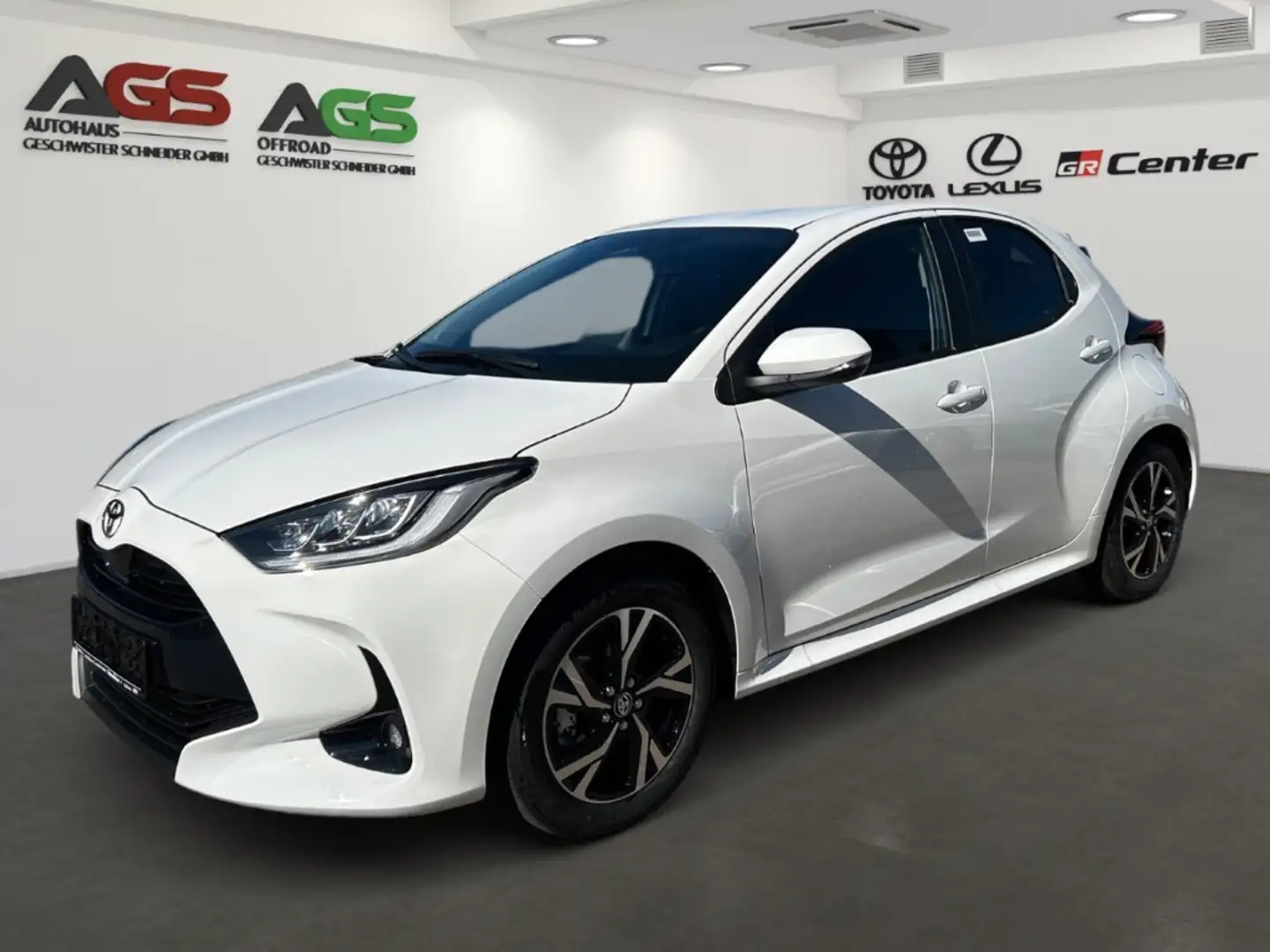 Toyota Yaris 1,5L Hybrid Teamplayer Comfort Paket Blanc - 1