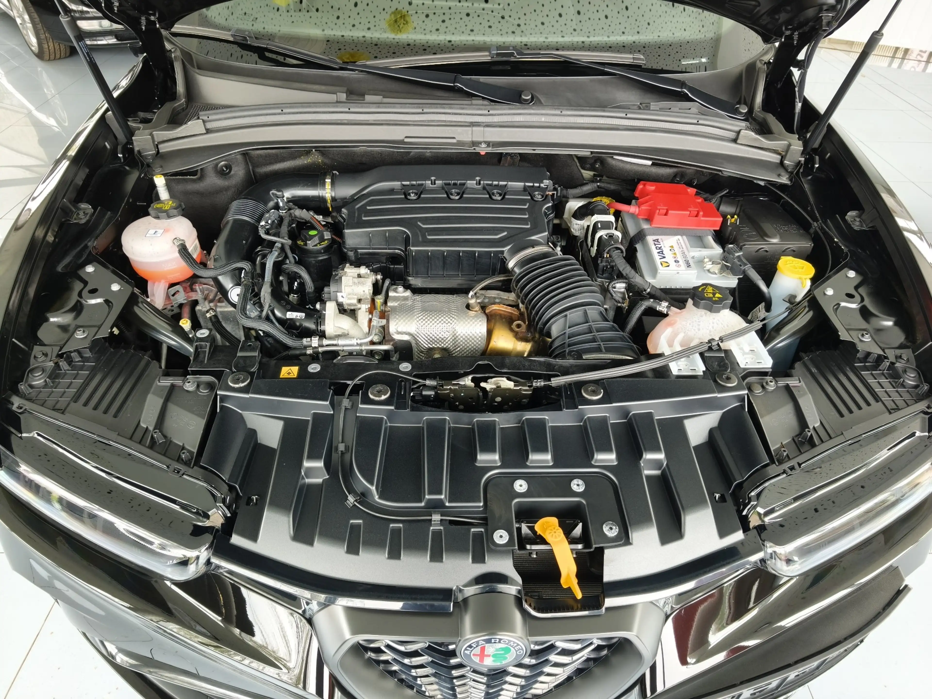 Alfa Romeo Tonale Veloce#PANO#LEDER#LED#20"ALU#RFK — photo 13