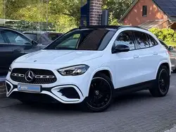 Mercedes-Benz GLA d AMG Line/Full Options