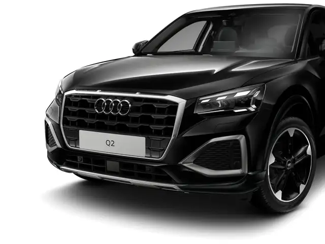Audi Q2 view 7