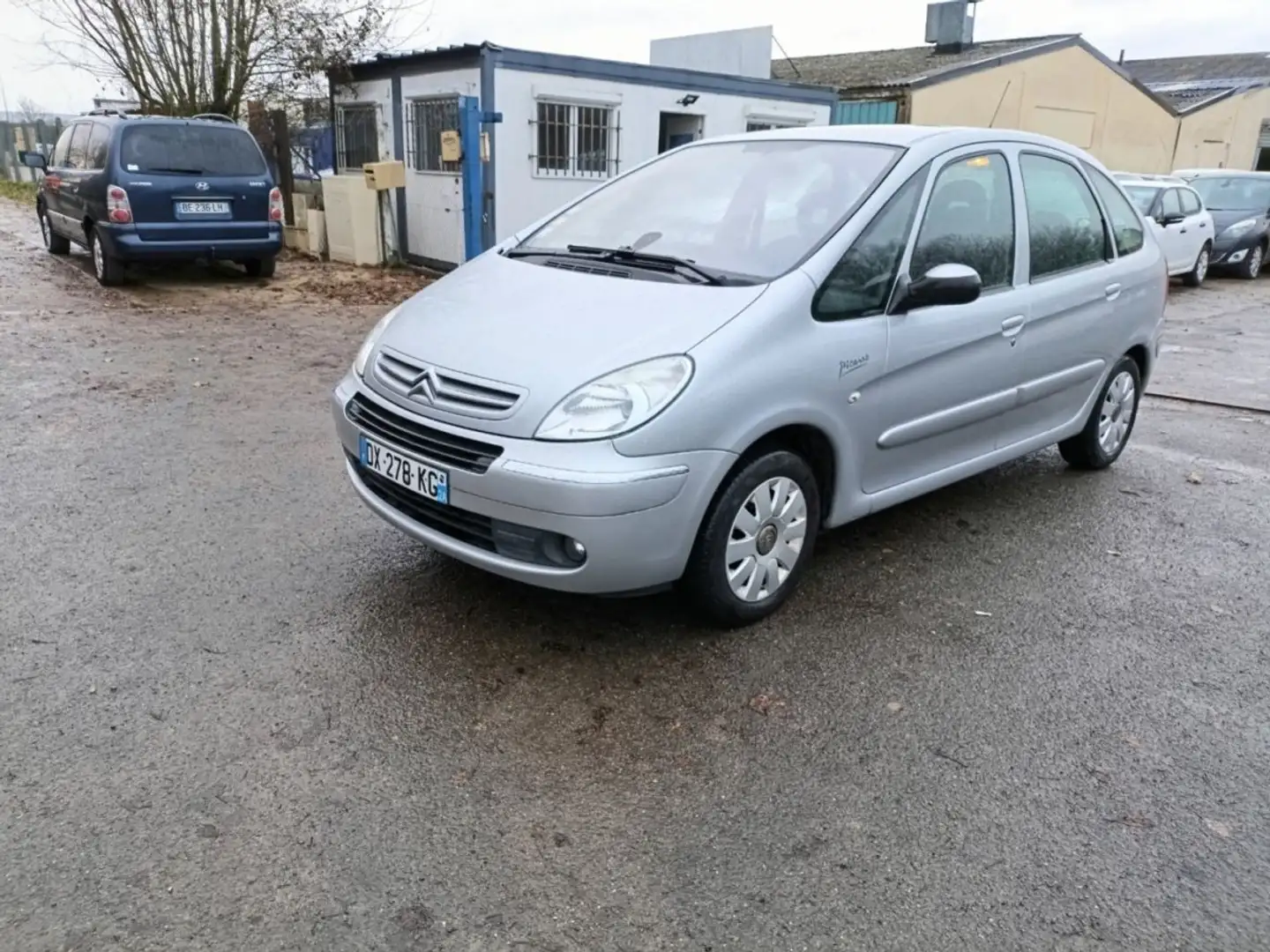 Citroen Xsara Picasso Grau - 1