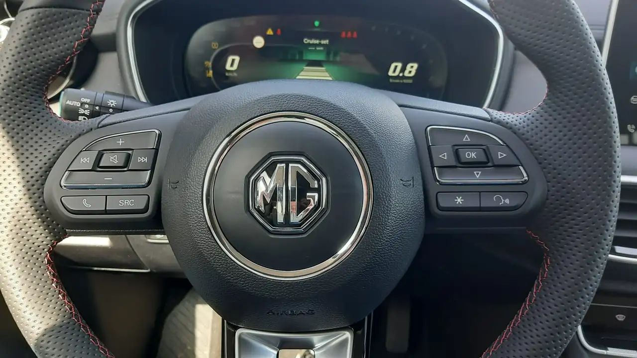 MG HS 1.5T-GDI Aut. Comfort *Nieuw* Leder/Cam/Cruise/GPS 17