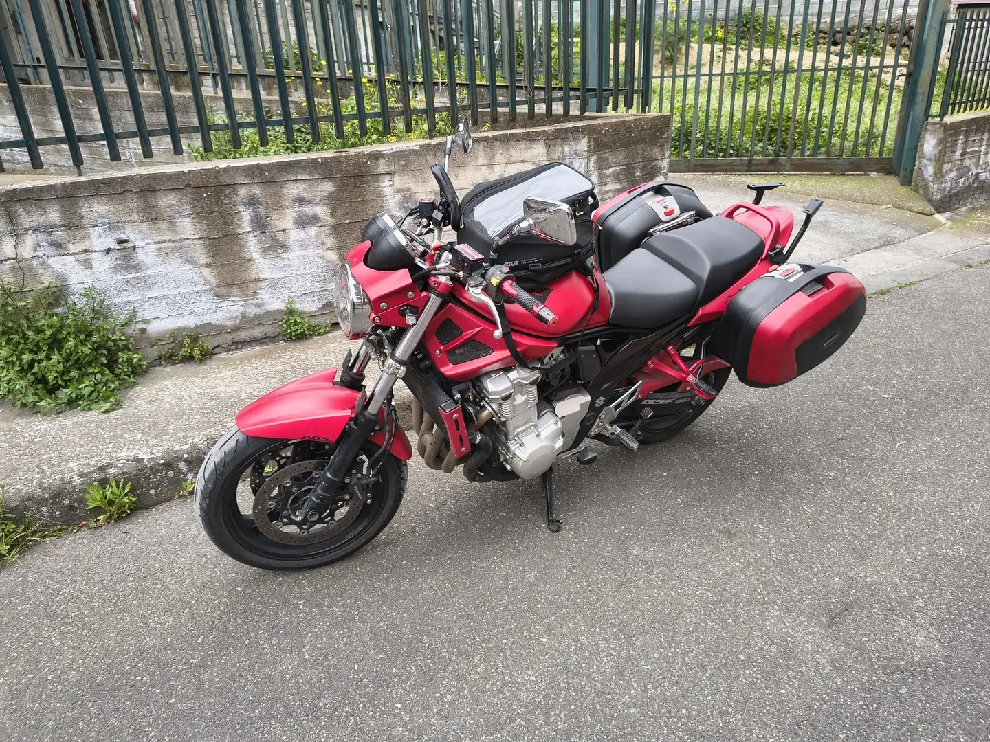 Suzuki Bandit 1250 sport touring Rouge - 2