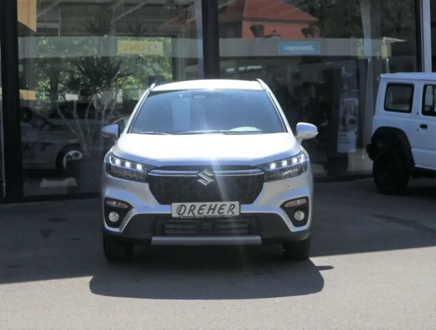 Suzuki SX4 S-Cross S-Cross / 32% unter NP ! / COMFORT / ALLRAD !!! Stříbrná - 2