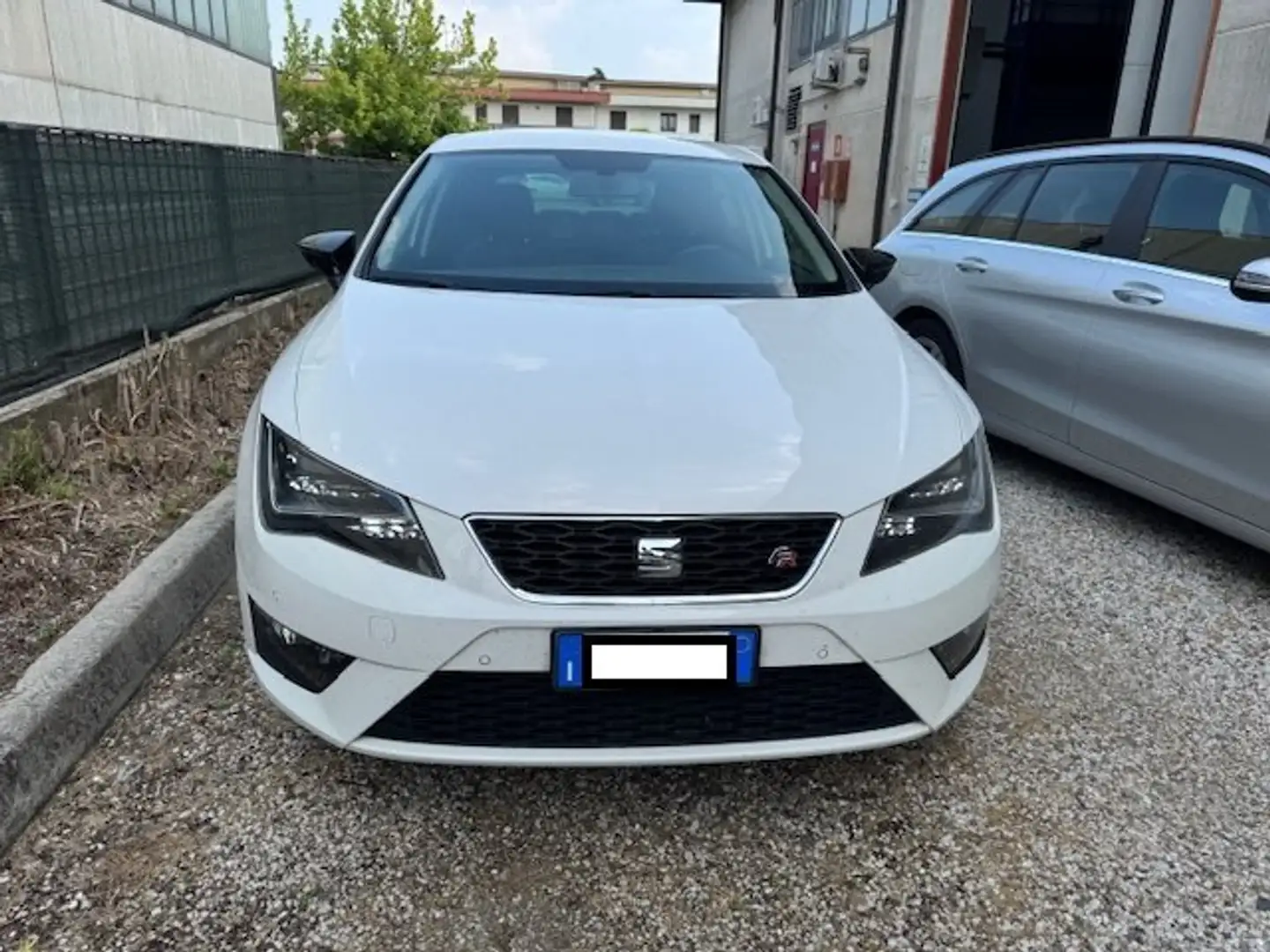 SEAT Leon 5p 2.0 tdi cr FR s Bianco - 2