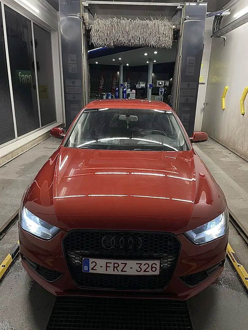 Audi A4 Avant 1.8 TFSI limousine 120 Ambiente Plus Rood - 1