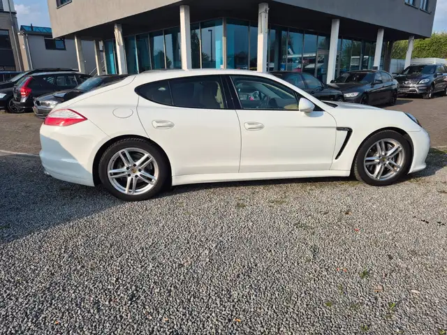 Porsche Panamera 4 Platinum Edition Leder Kamera TOP