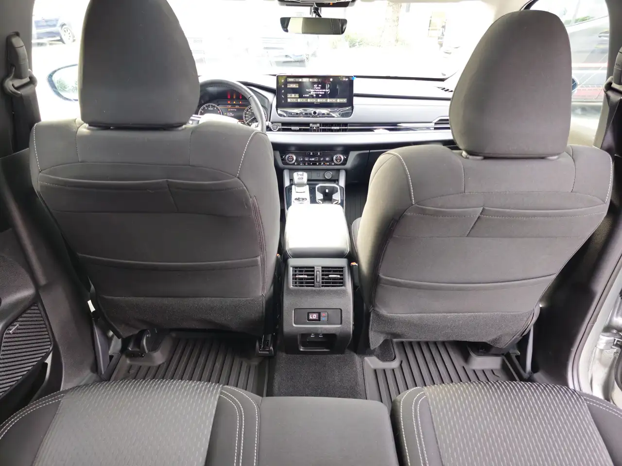 Mitsubishi Outlander снимка Mitsubishi Outlander