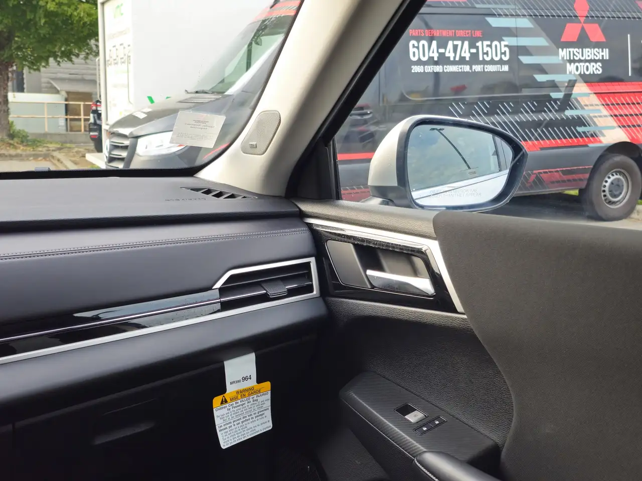 Mitsubishi Outlander снимка Mitsubishi Outlander