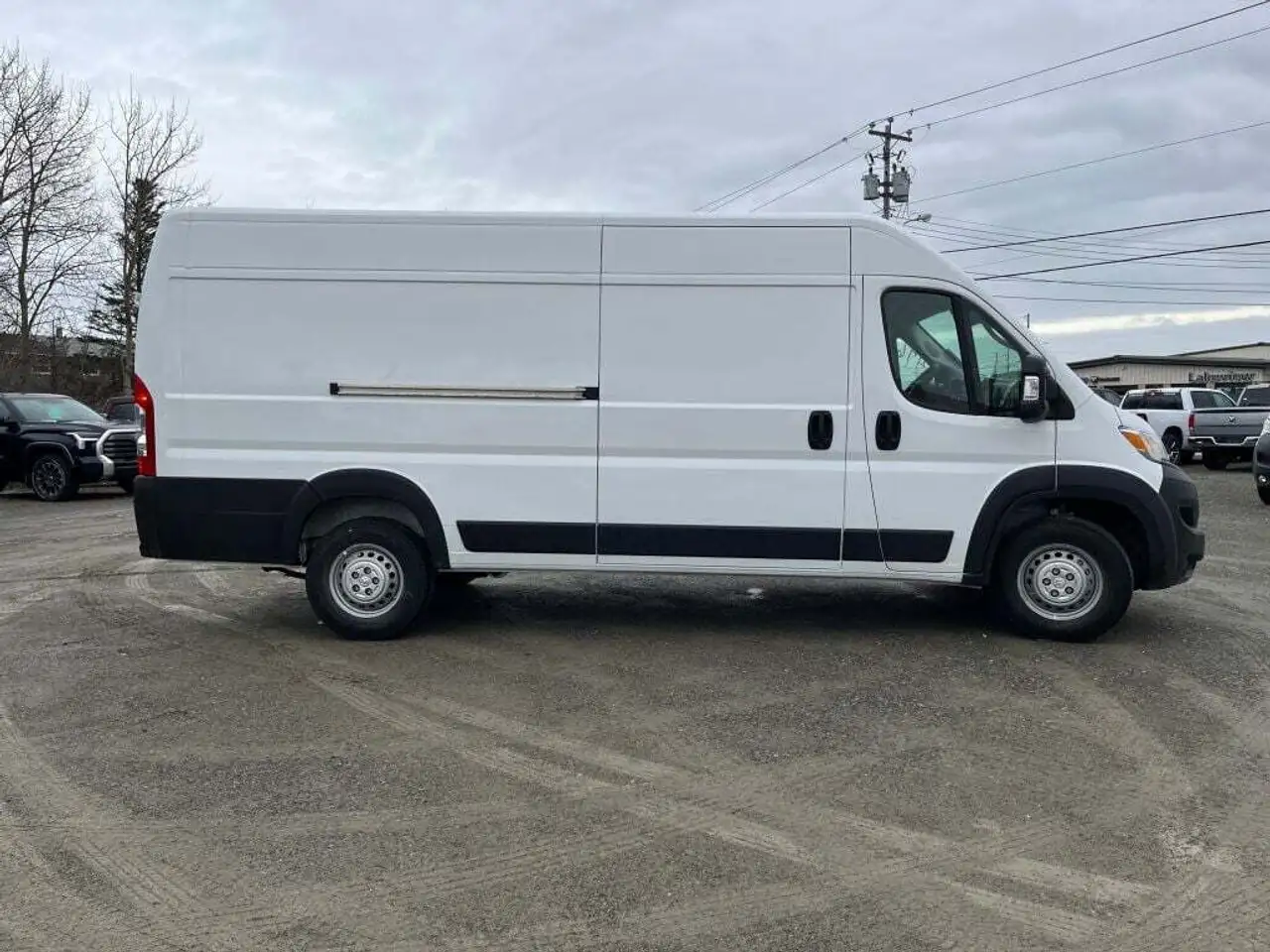 RAM ProMaster 3500 снимка RAM ProMaster 3500