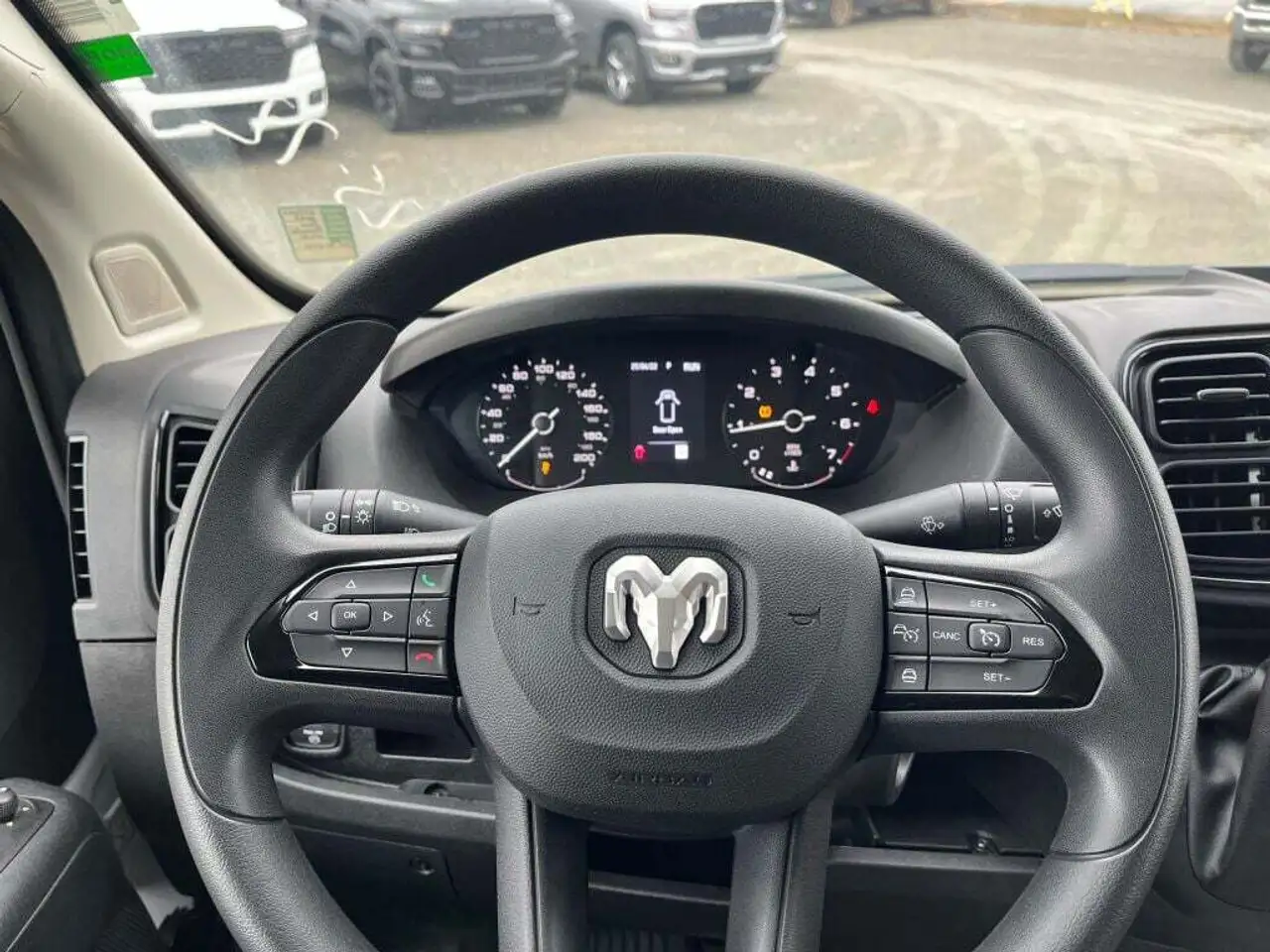 RAM ProMaster 3500 снимка RAM ProMaster 3500