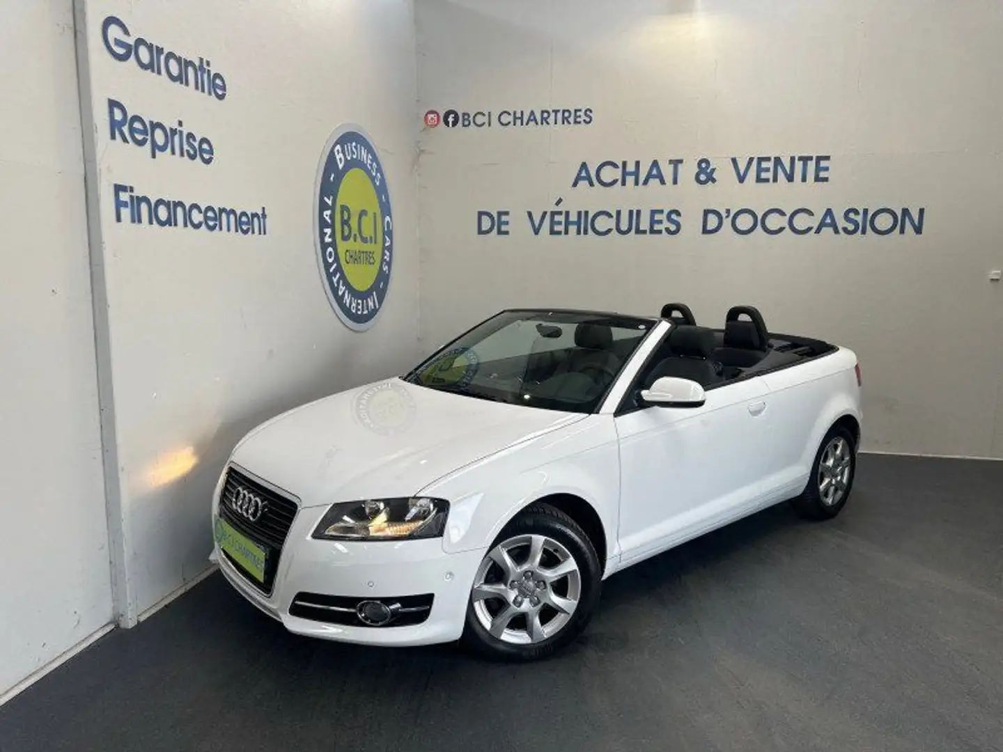 Audi A3 CABRIOLET 1.4 TFSI 125CH START/STOP ATTRACTION Blanc - 1