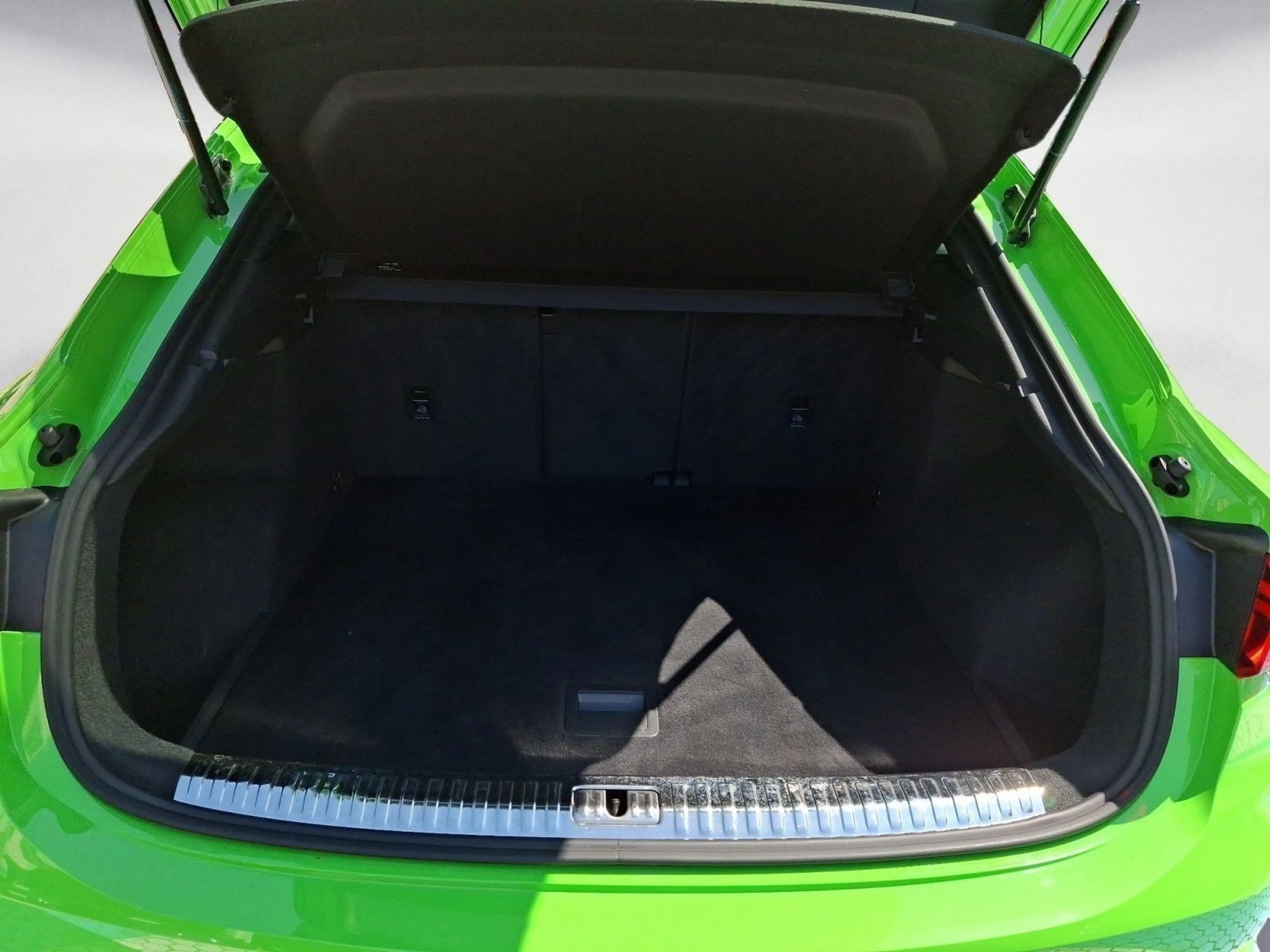 Audi RS Q3 . — photo 15