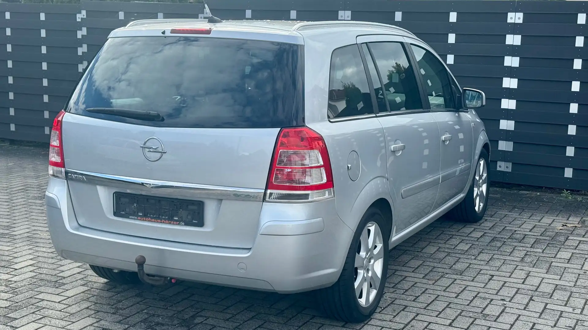 Opel Zafira 7SITZER- LPG GAS-XENON,NAVI Silber - 2