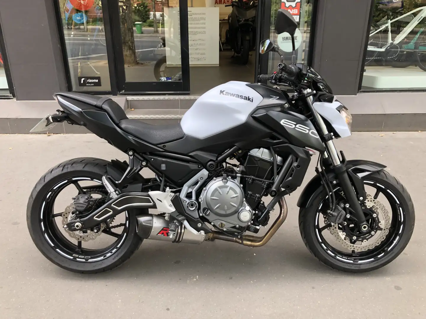 Kawasaki Z 650 Blanc - 2