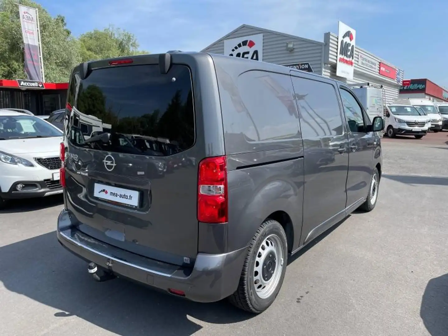 Opel Vivaro L2 Standard 2.0 D 145ch Pack Business BVA8 Gris - 2