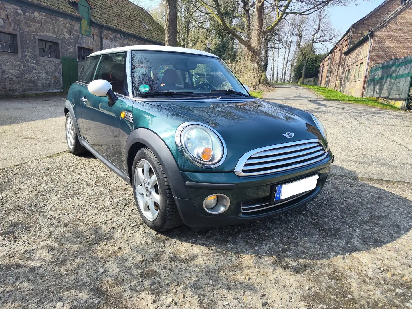 MINI Cooper One - 1