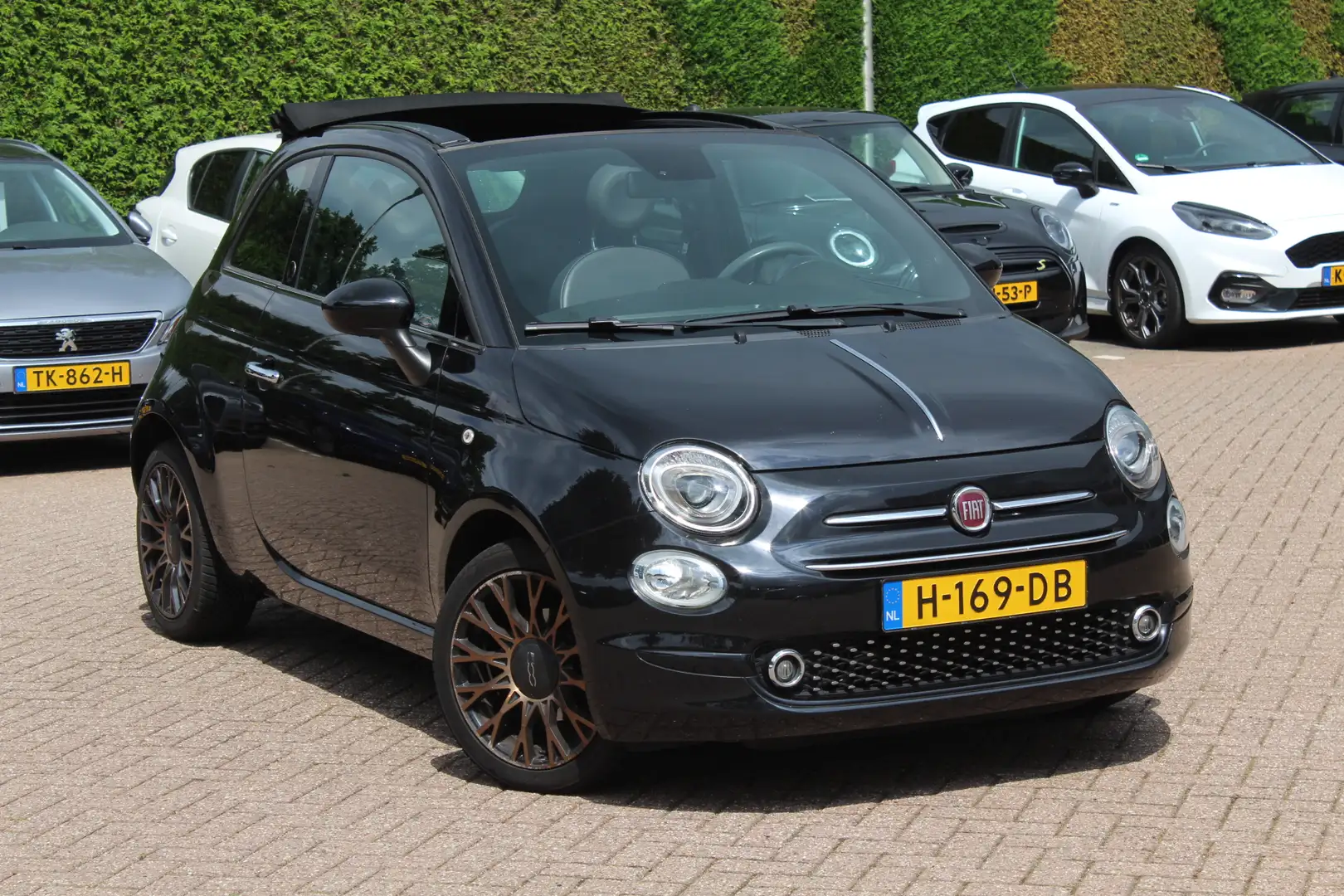 Fiat 500C 0.9 TwinAir Turbo 120TH Edition / Apple CarPlay / Zwart - 1
