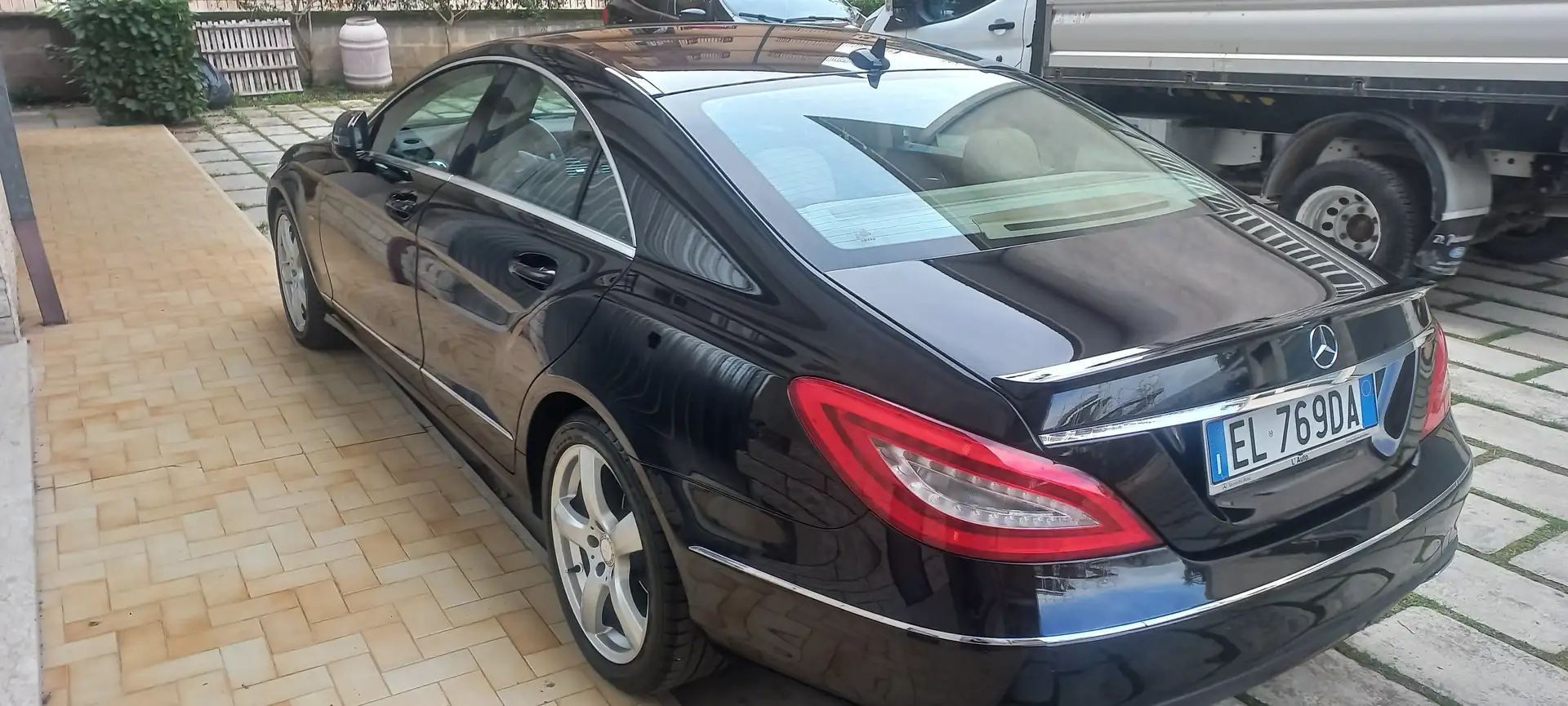 Mercedes-Benz CLS 250 Negru - 1