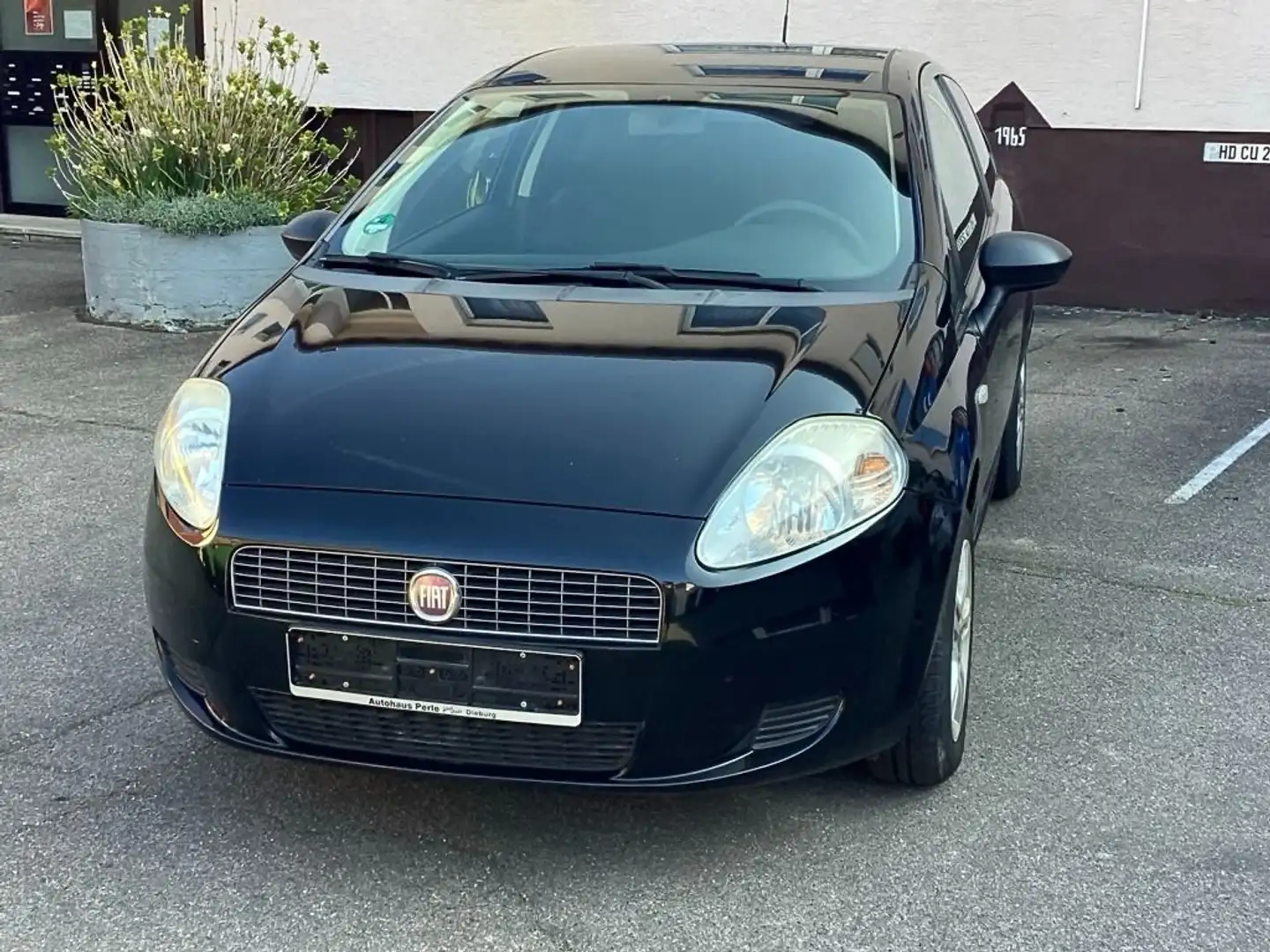 Fiat Punto 1.4 8V - TÜV NEU!! KLIMA! Subwoofer im Kofferr. Schwarz - 1