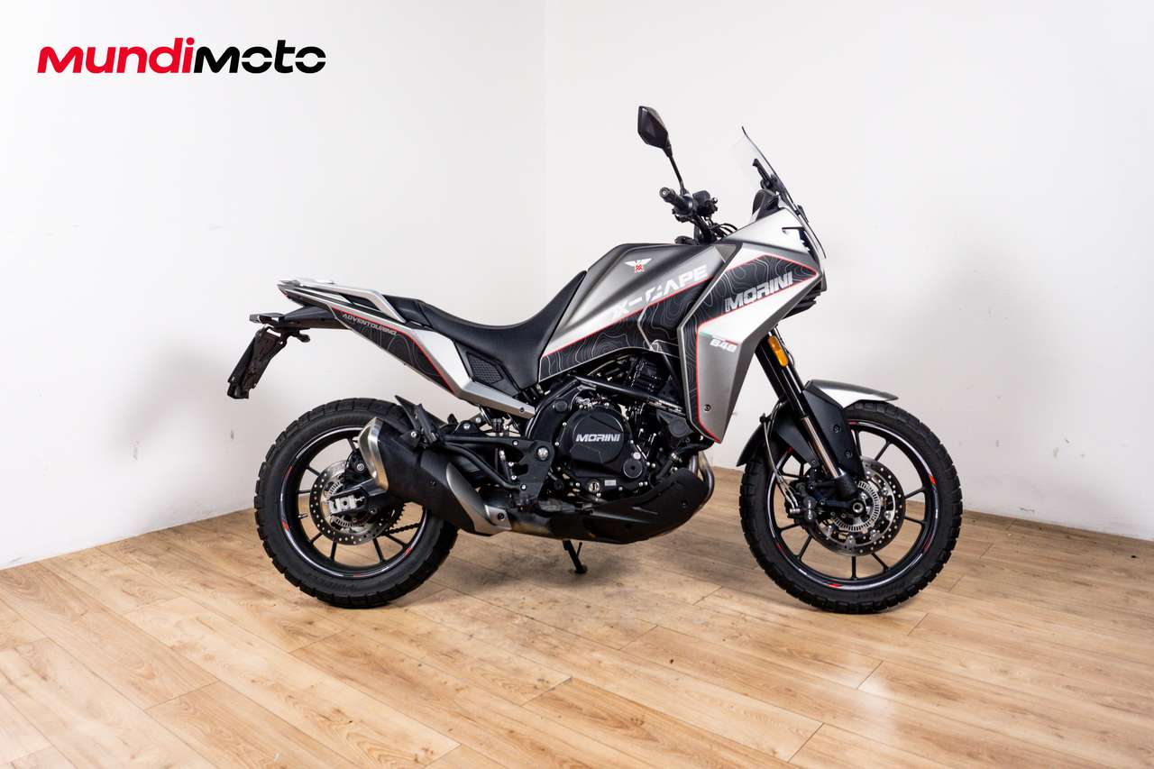 Moto Morini X-Cape