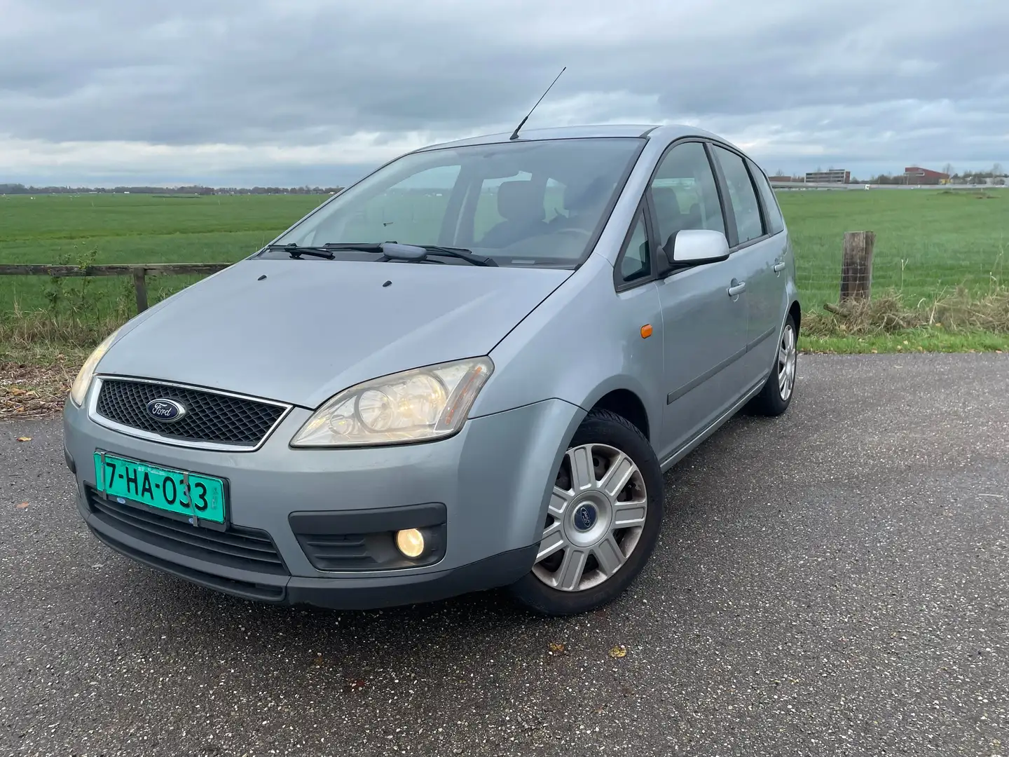 Ford Focus C-Max Focus C-Max 1.6-16V Trend Šedá - 1