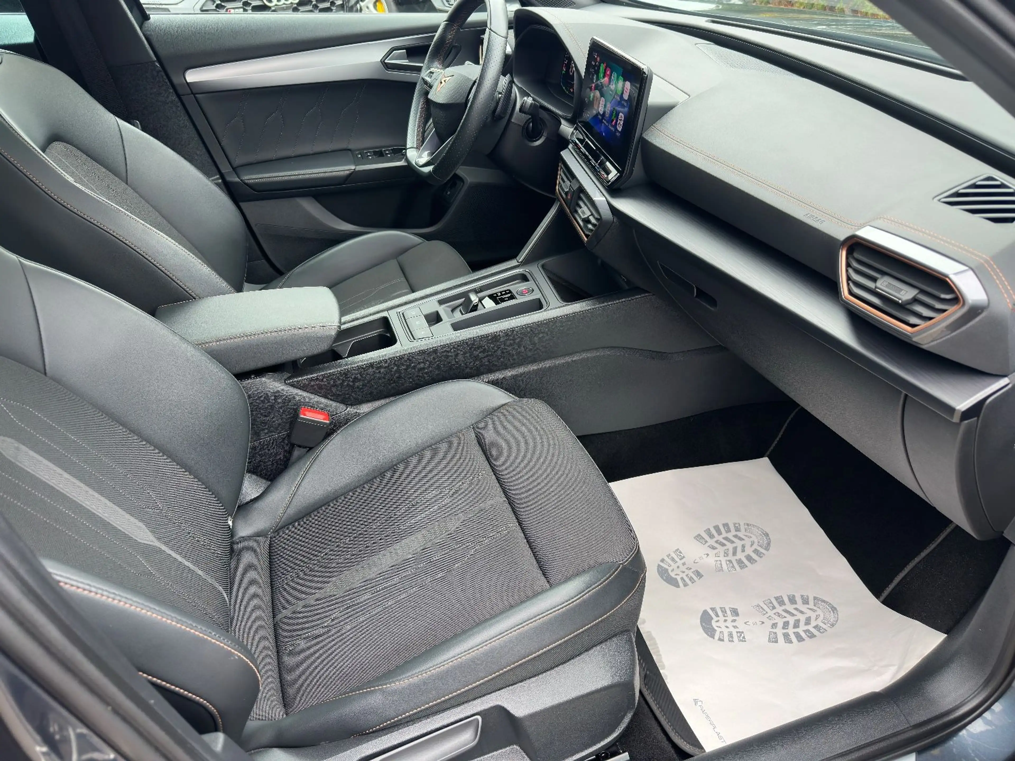 CUPRA Formentor e-Hybrid *1HD/Pano/ACC/Side/Lane/LED* — photo 11