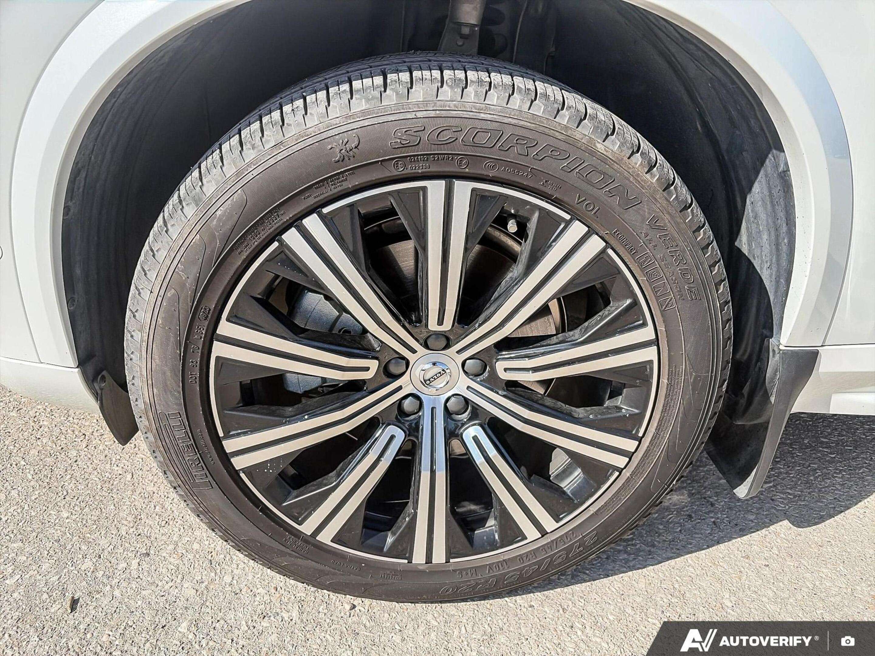 2024 Volvo XC90 B6 - Plus HARMON KARDON | ONLY ONE GLASS CLAIM thumb 10