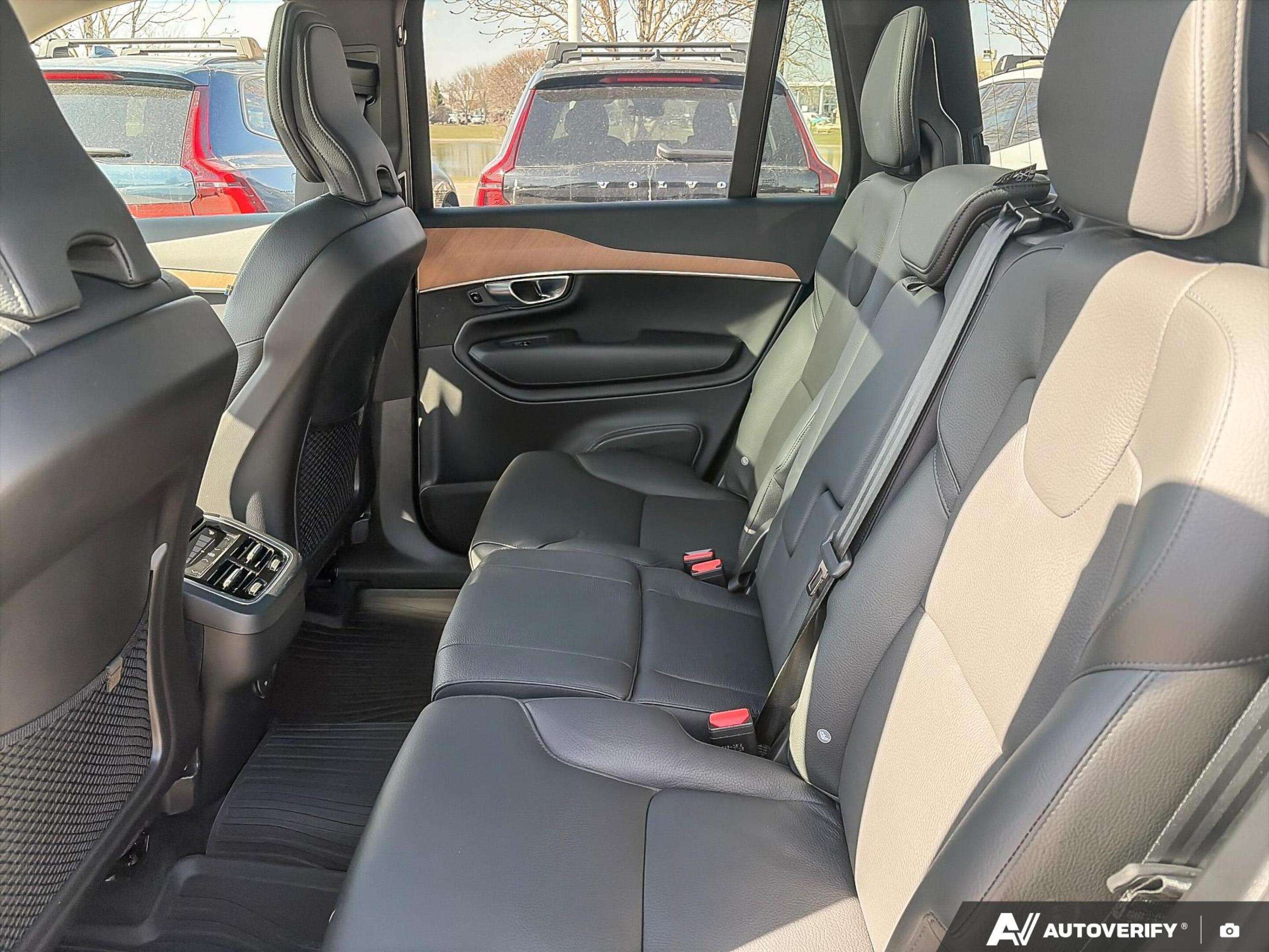 2024 Volvo XC90 B6 - Plus HARMON KARDON | ONLY ONE GLASS CLAIM thumb 24