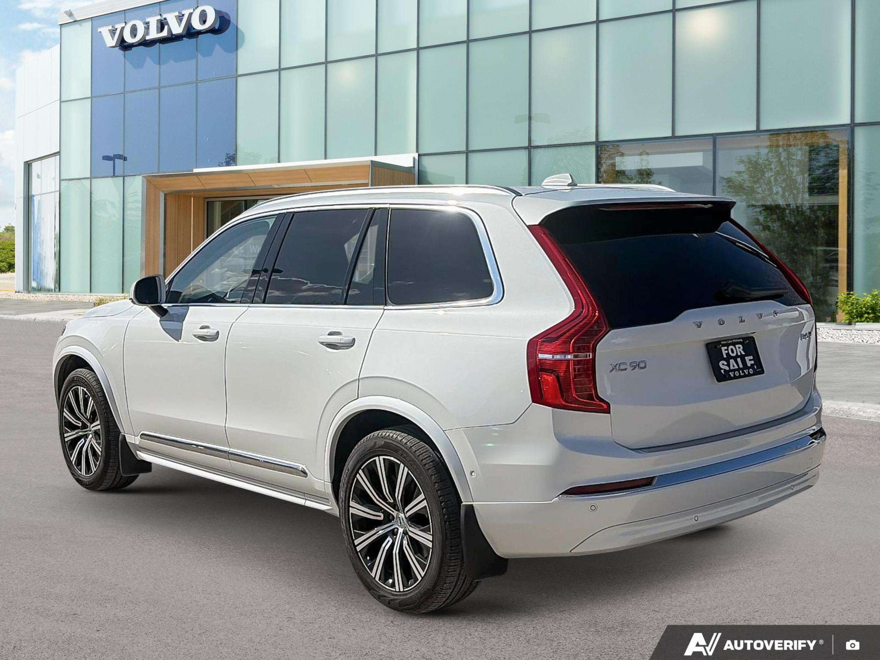 2024 Volvo XC90 B6 - Plus HARMON KARDON | ONLY ONE GLASS CLAIM alt 4