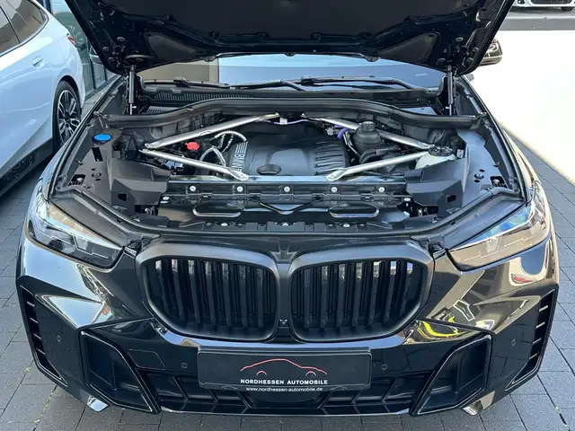 BMW X5 view 6