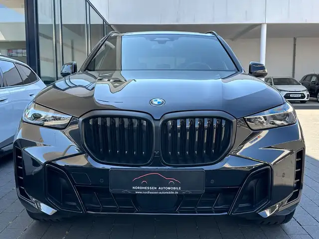 BMW X5 view 5