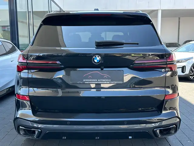 BMW X5 view 7