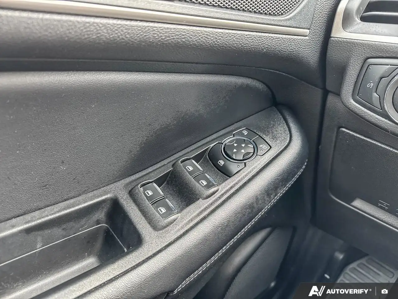 Ford Edge снимка Ford Edge