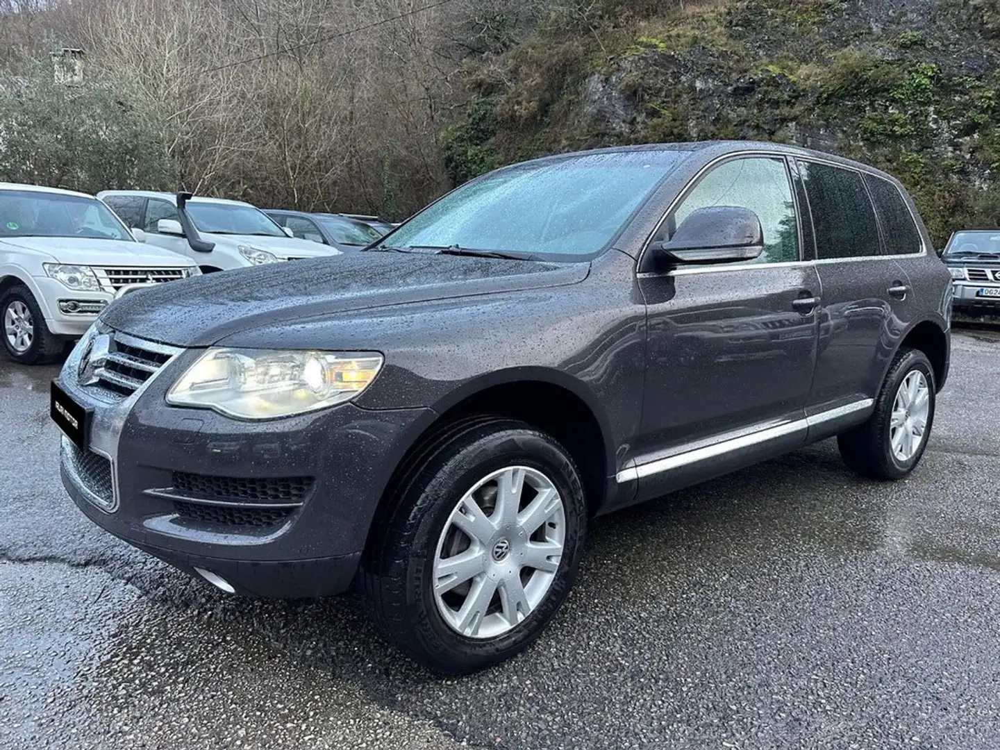Volkswagen Touareg 3.0TDI Individual Tiptronic Gris - 2