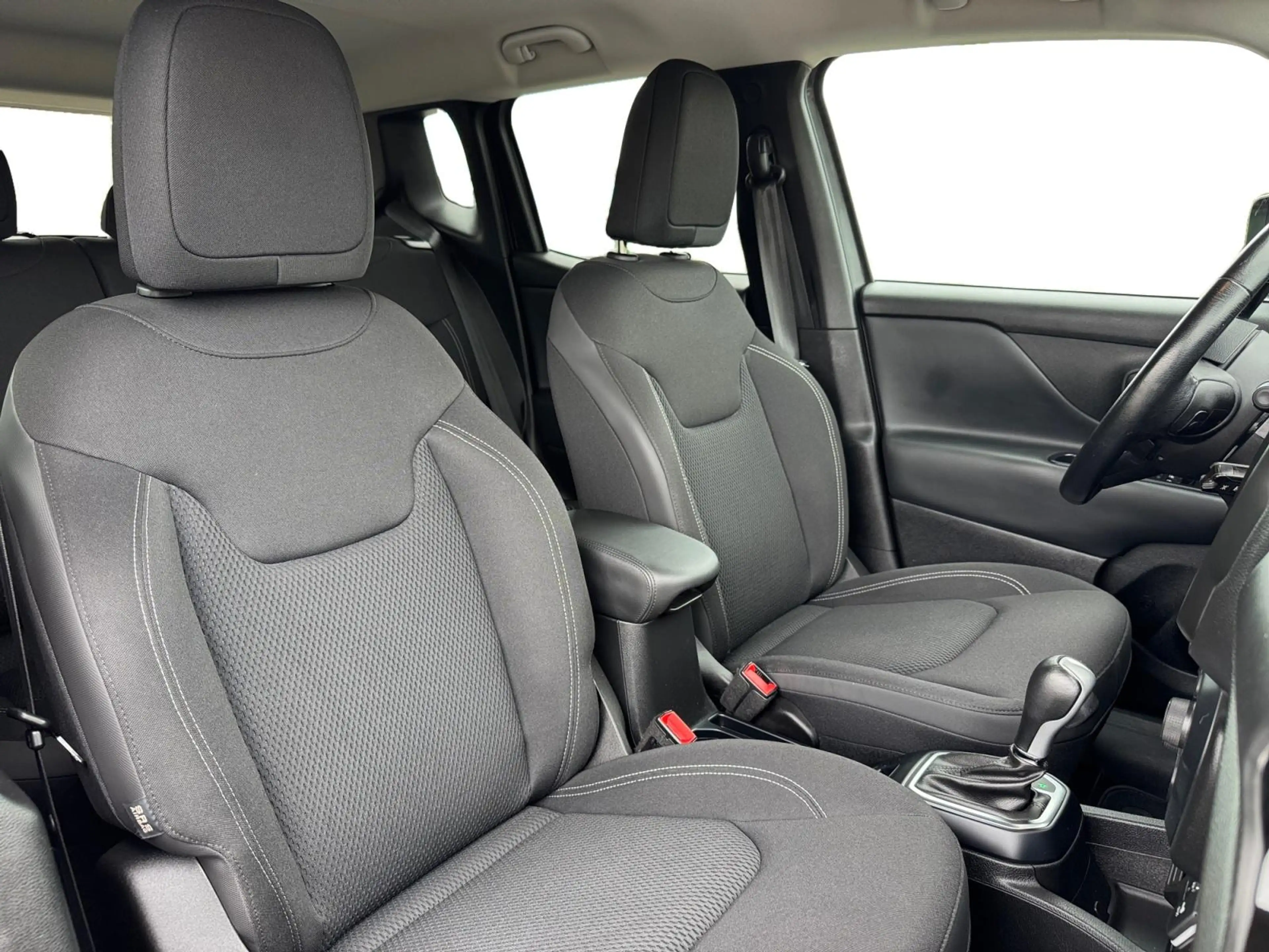 Jeep Renegade 1.4 MultiAir Aut6 Night Eagle ✅ ACC ✅ CarPlay ✅ Na — photo 7