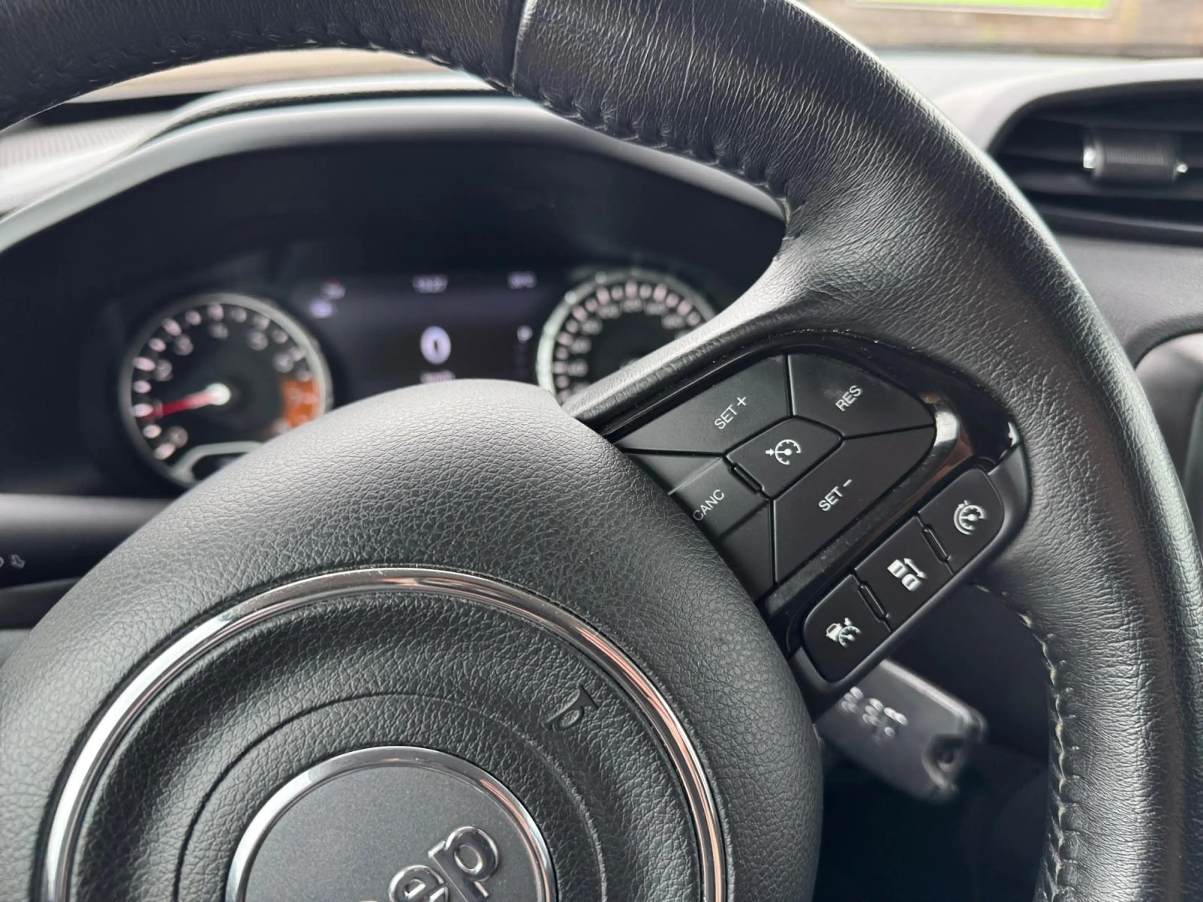 Jeep Renegade 1.4 MultiAir Aut6 Night Eagle ✅ ACC ✅ CarPlay ✅ Na — photo 17