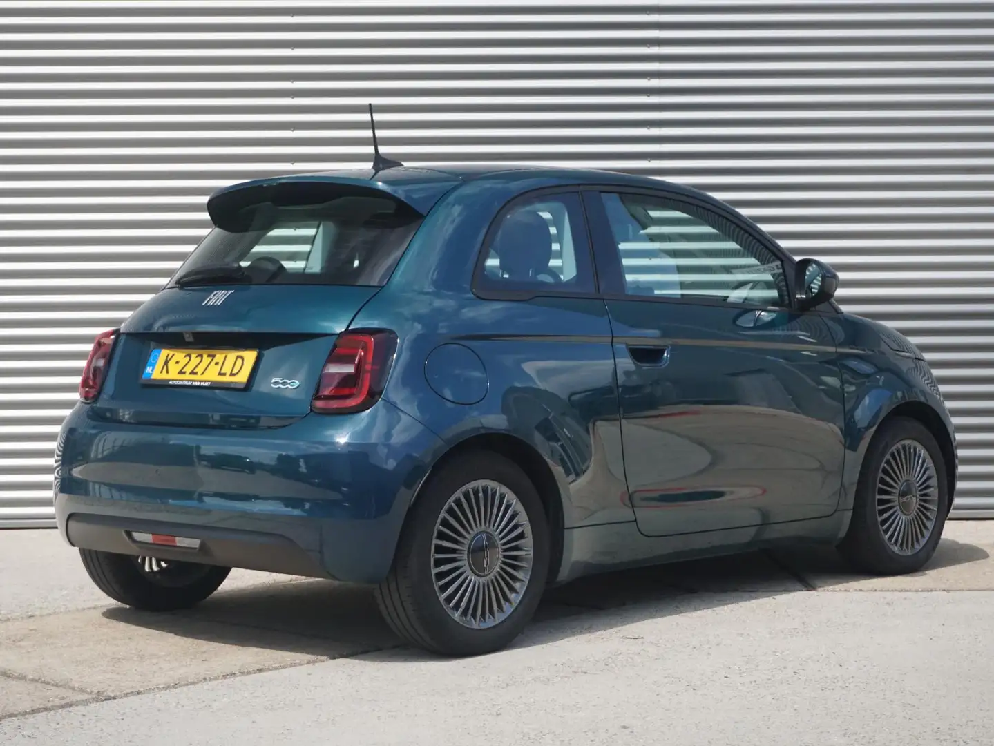 Fiat 500e Business Launch Edition 42 kWh Camera | Stoelverwa Groen - 2
