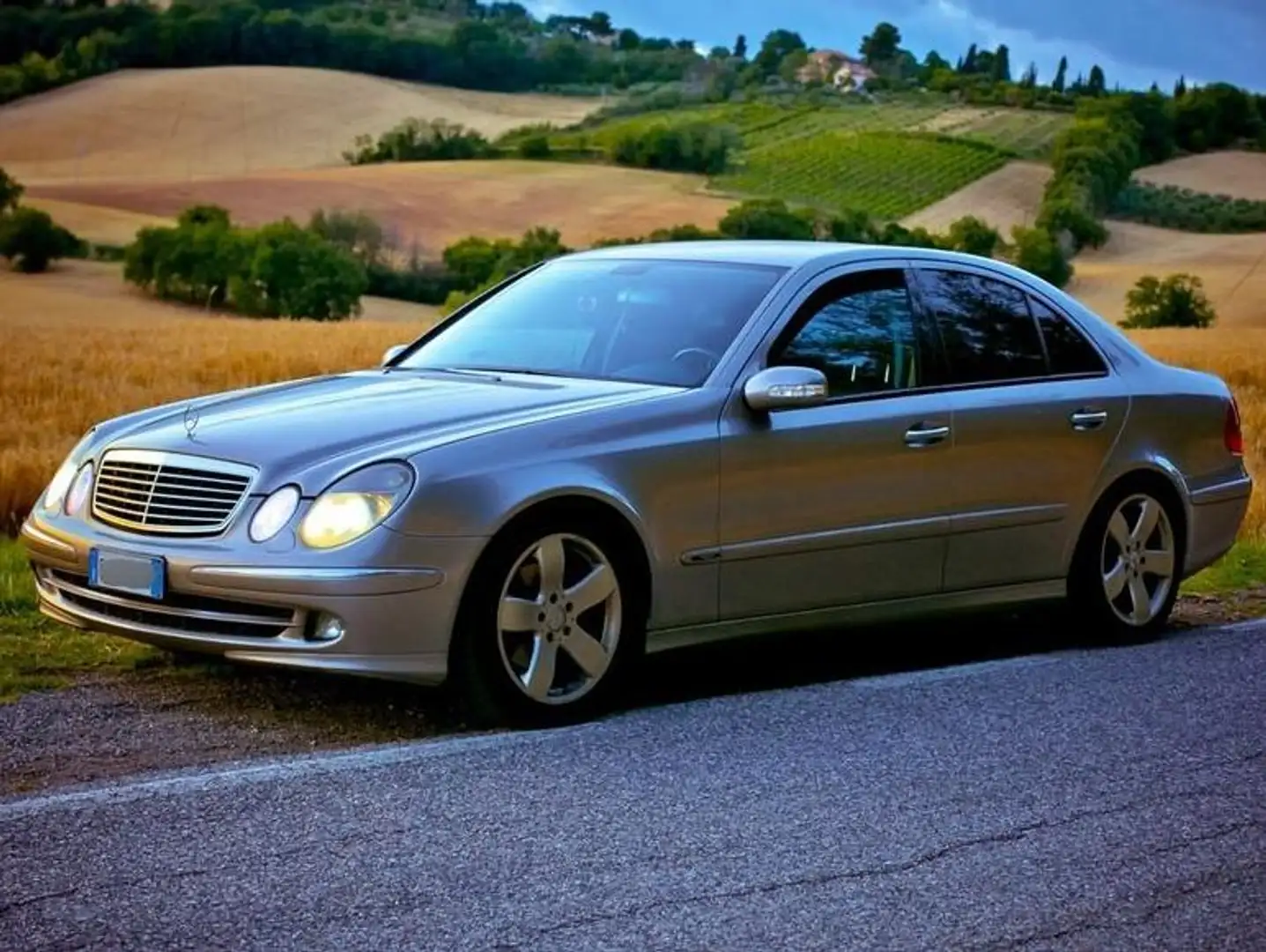 Mercedes-Benz E 270 E SW 270 cdi Avantgarde Grigio - 2