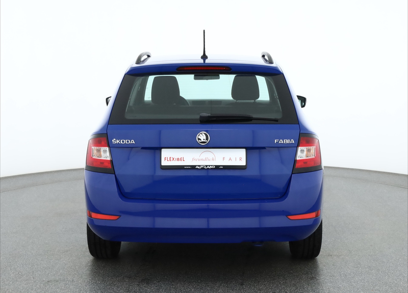 Skoda Fabia Combi 1.0 MPI Active Klima USB Bluetooth — photo 4