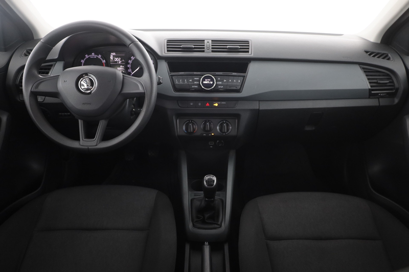 Skoda Fabia Combi 1.0 MPI Active Klima USB Bluetooth — photo 9