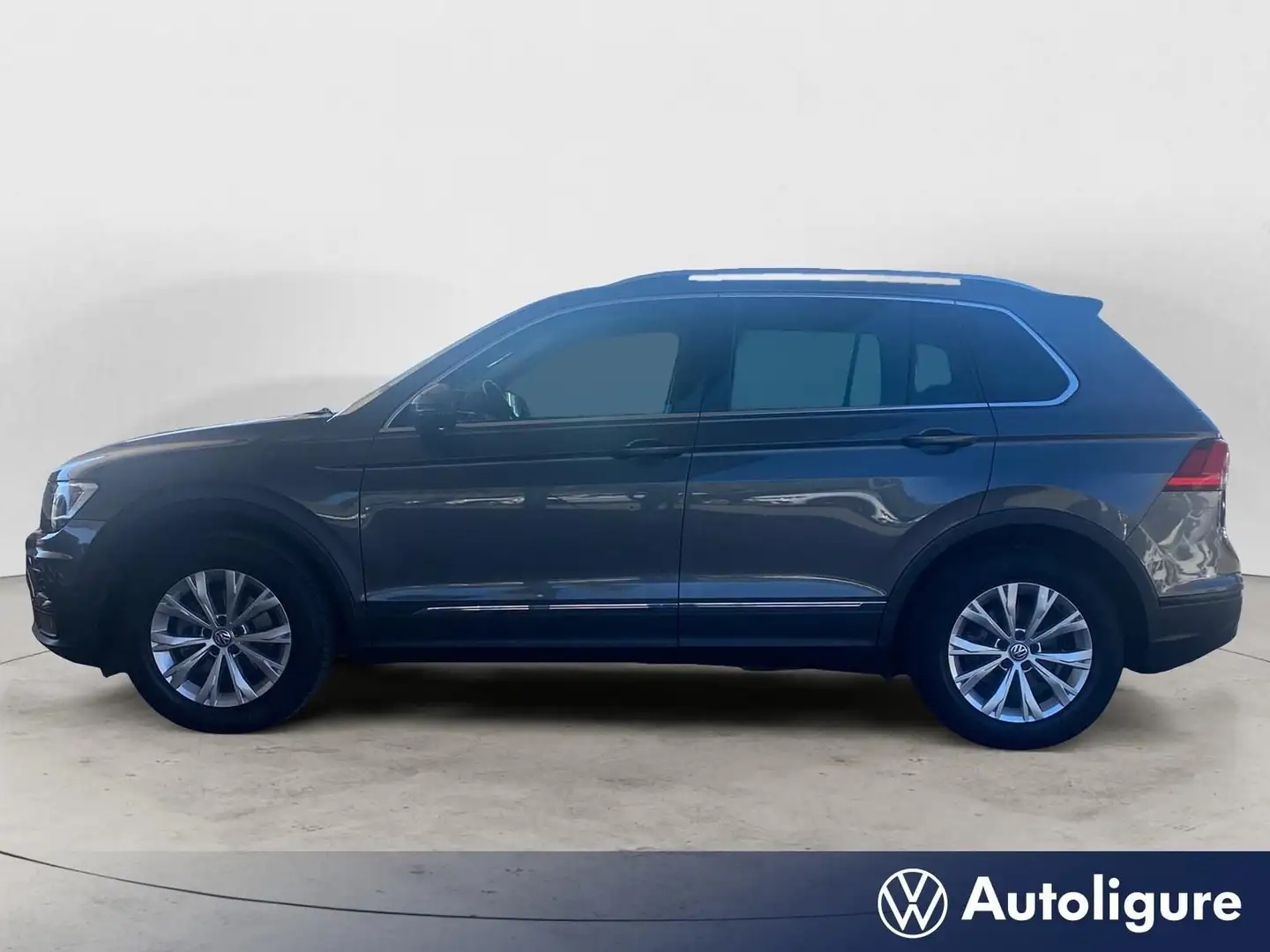 Volkswagen Tiguan Tiguan 2.0 TDI SCR DSG Business BlueMotion Techno Gris - 2