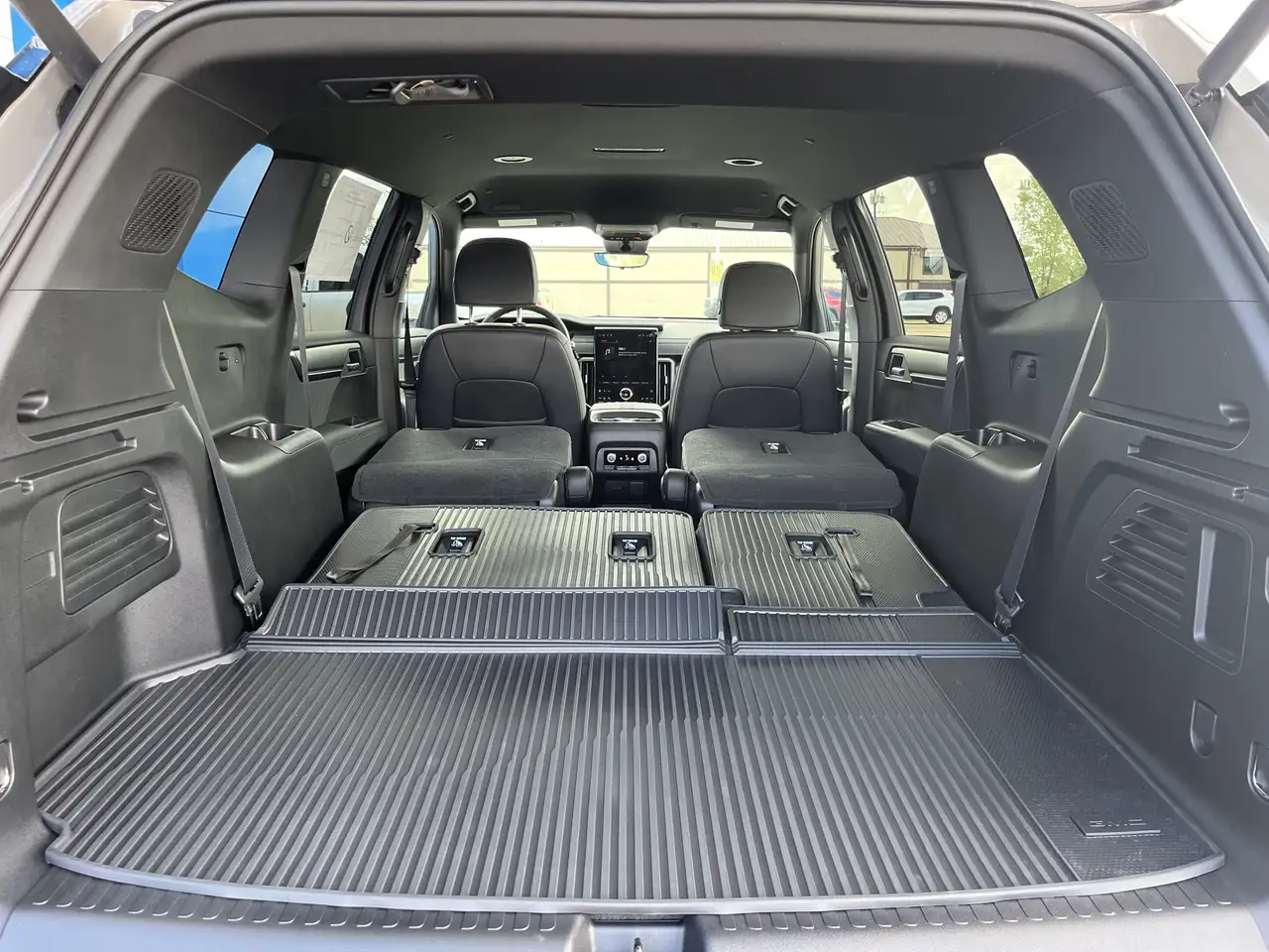 GMC Acadia снимка GMC Acadia